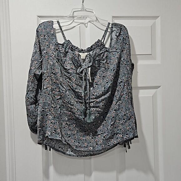 Aeropostale open shoulder long sleeve top - Picture 1 of 4
